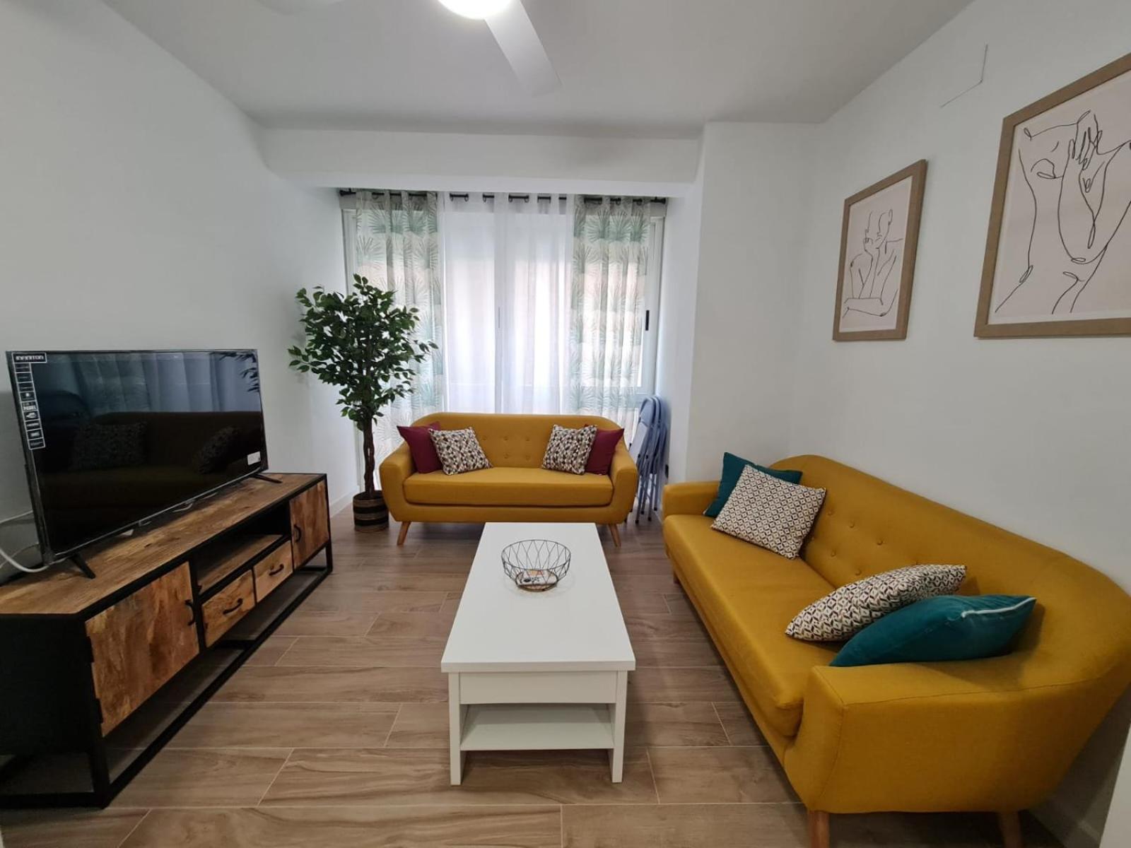 Tuguest Avenida Madrid Apartamento Granada Exterior foto